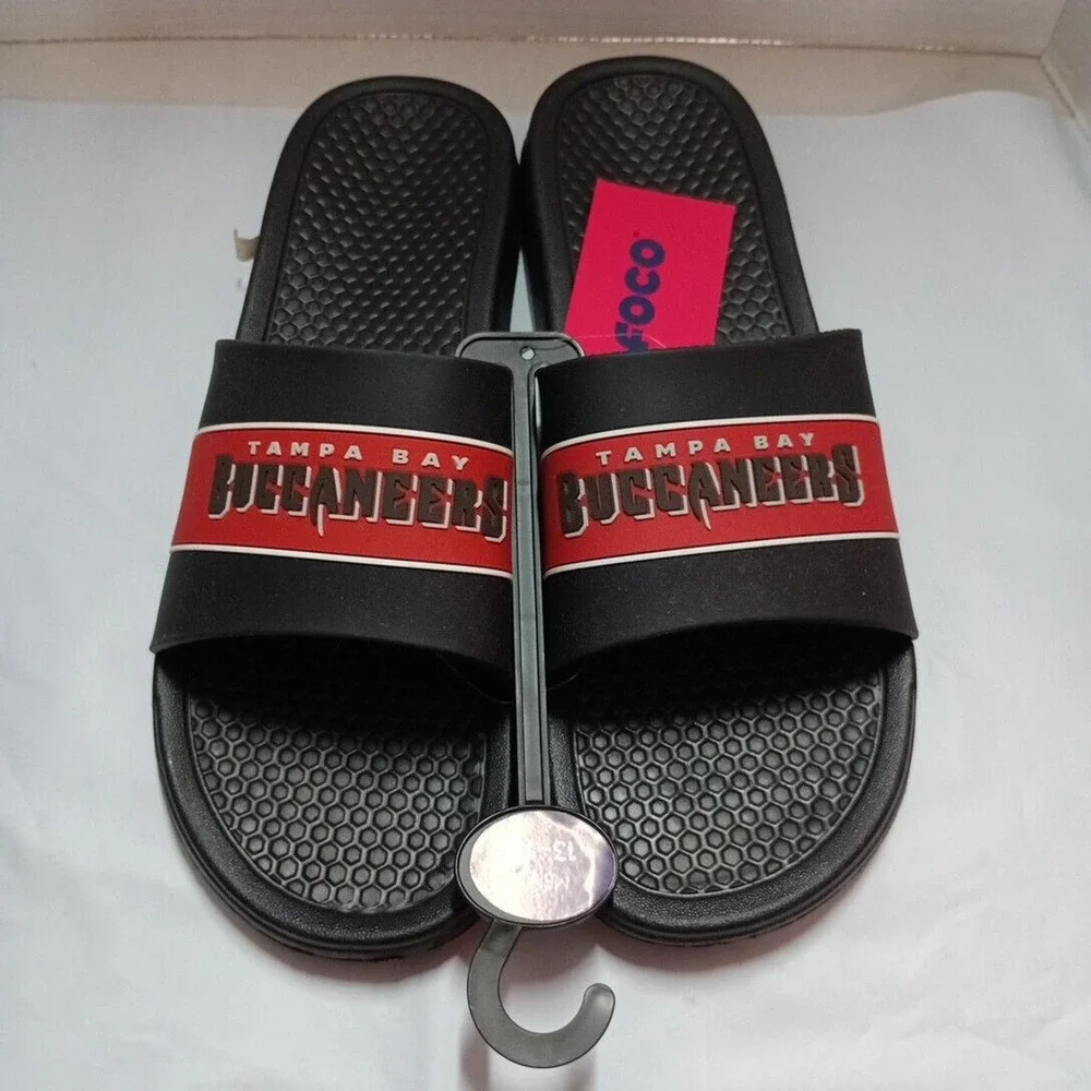 Tampa Bay Buccaneers FOCO Stripe Raised Slide Sandals‎ Men’s US XL 13-14